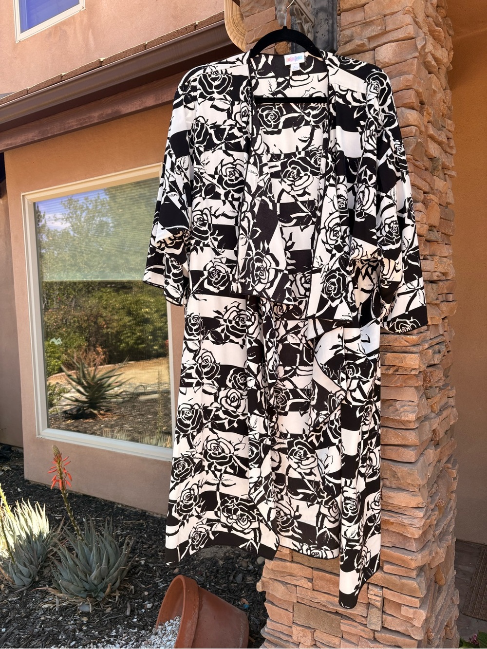 Bundle of LulaRoe Kimonos Size Large - Picture 8 of 13